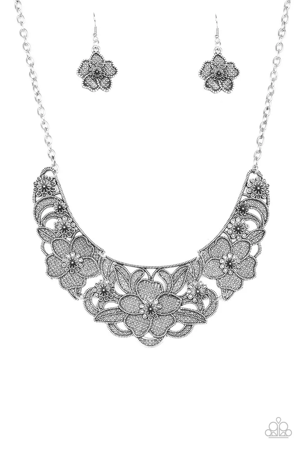 Paparazzi Accessories  - Petunia Paradise #N229 Peg - Silver Necklace